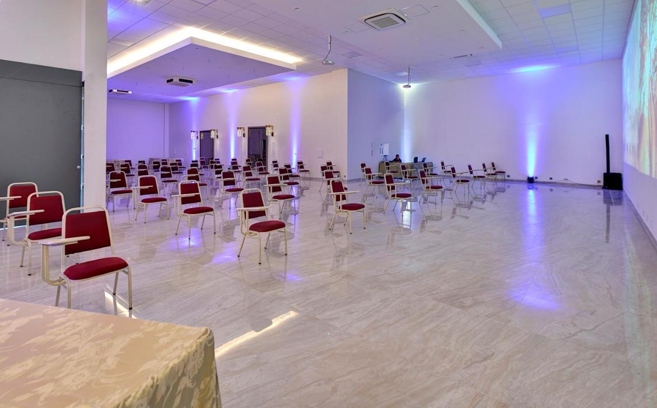 Porto Minas E Convencoes Hotel 3*